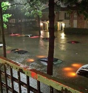 Reocrd breaking Houston floods, April 2016, photo via Traci Siler.